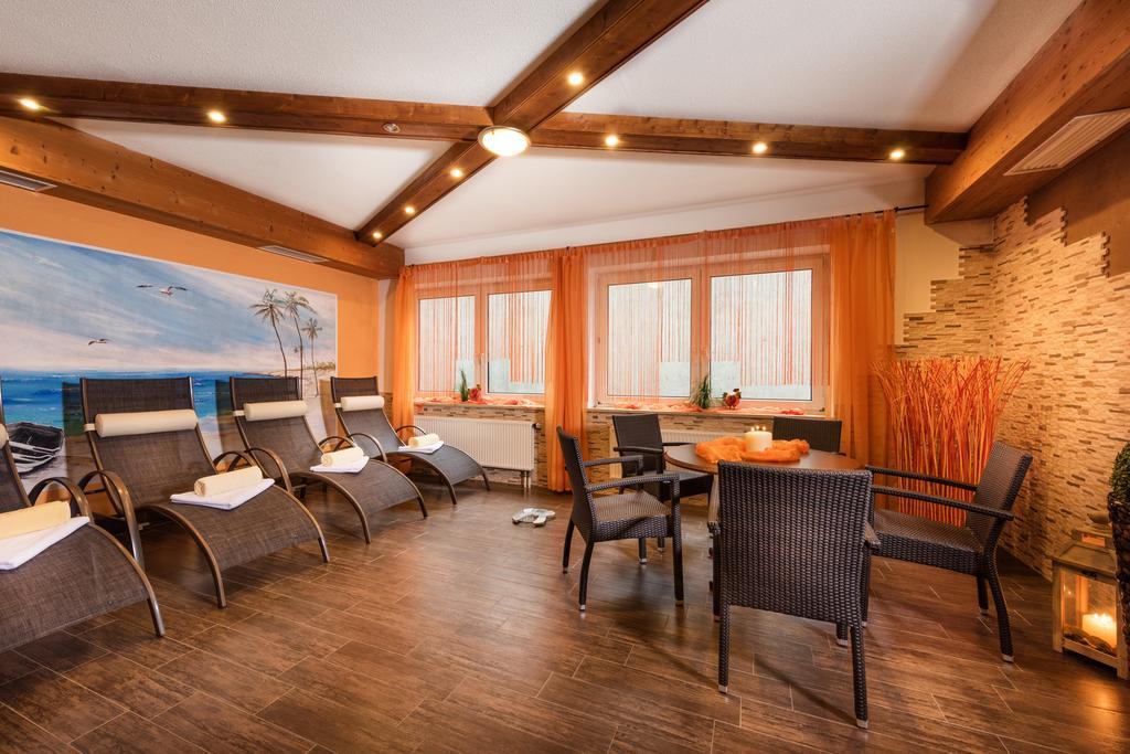 Hotel Lohninger-Schober Санкт-Георген-им-Аттергау Экстерьер фото