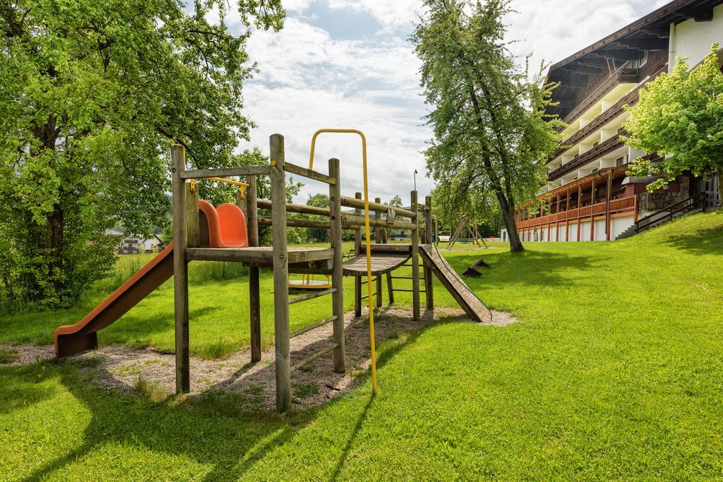 Hotel Lohninger-Schober Санкт-Георген-им-Аттергау Экстерьер фото