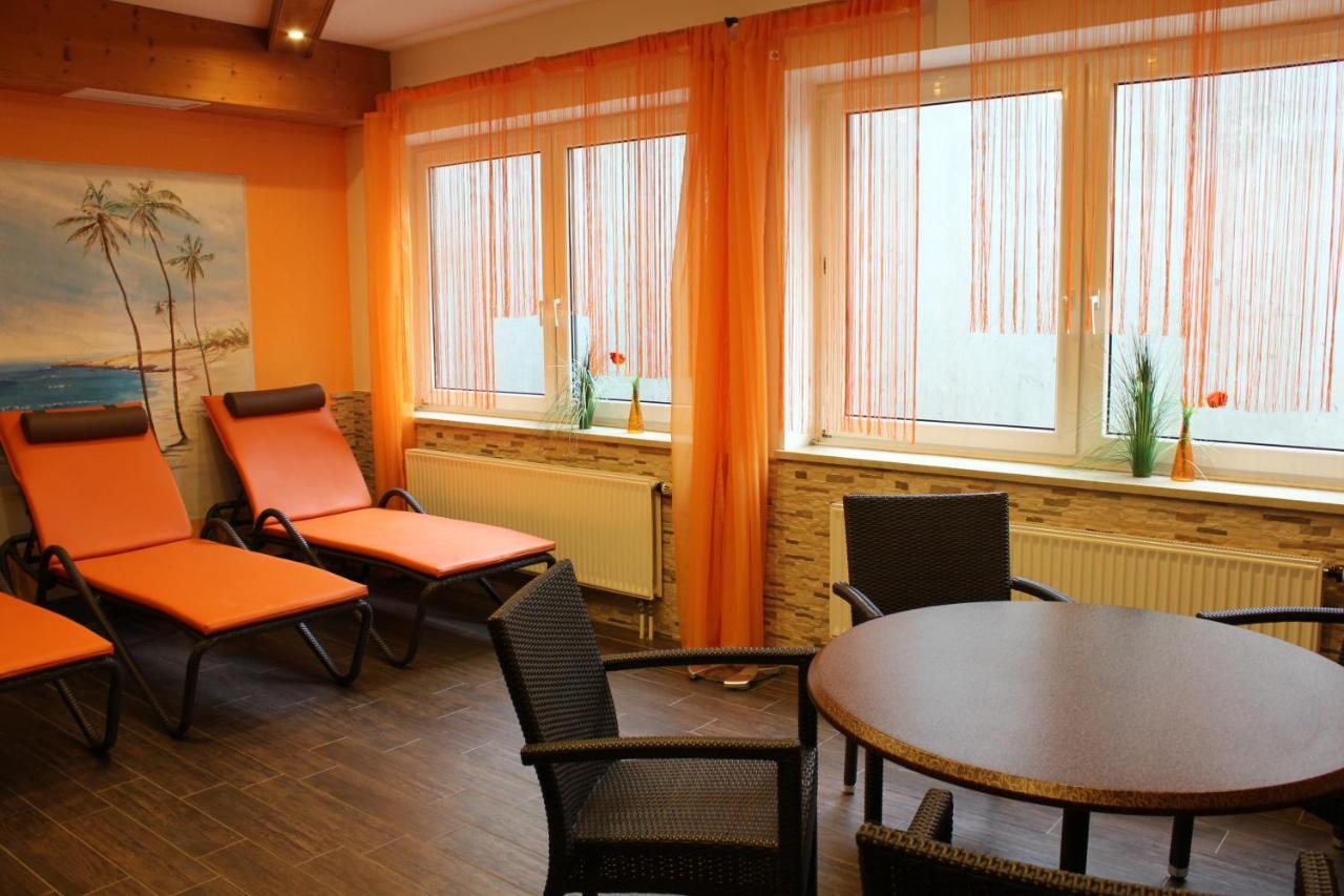 Hotel Lohninger-Schober Санкт-Георген-им-Аттергау Экстерьер фото
